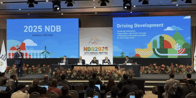 Colombia y Uzbekistán se unen al Banco BRICS